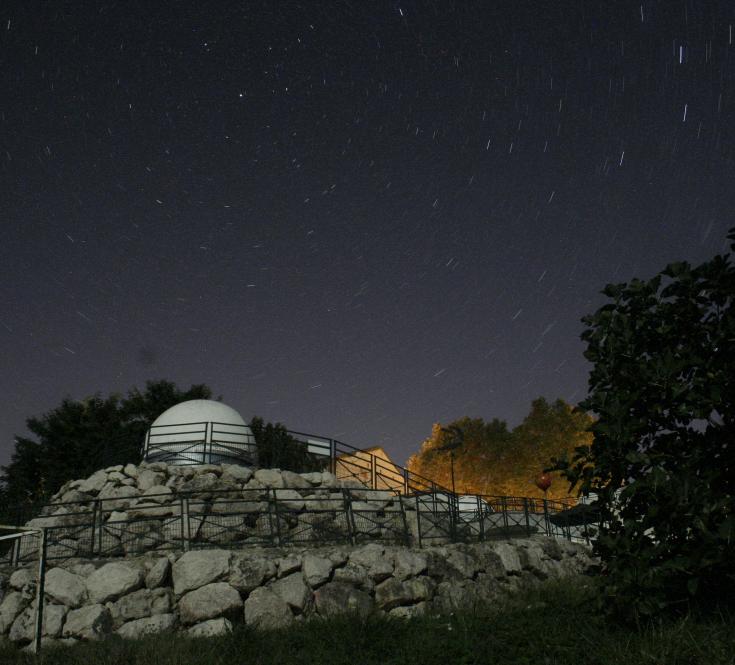 Coupoles d'observation du ciel nocturne